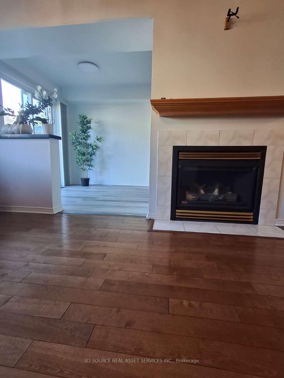 Photo 8 of 1655 Jobin Crescent, Ottawa, Carson Grove — HOMEH