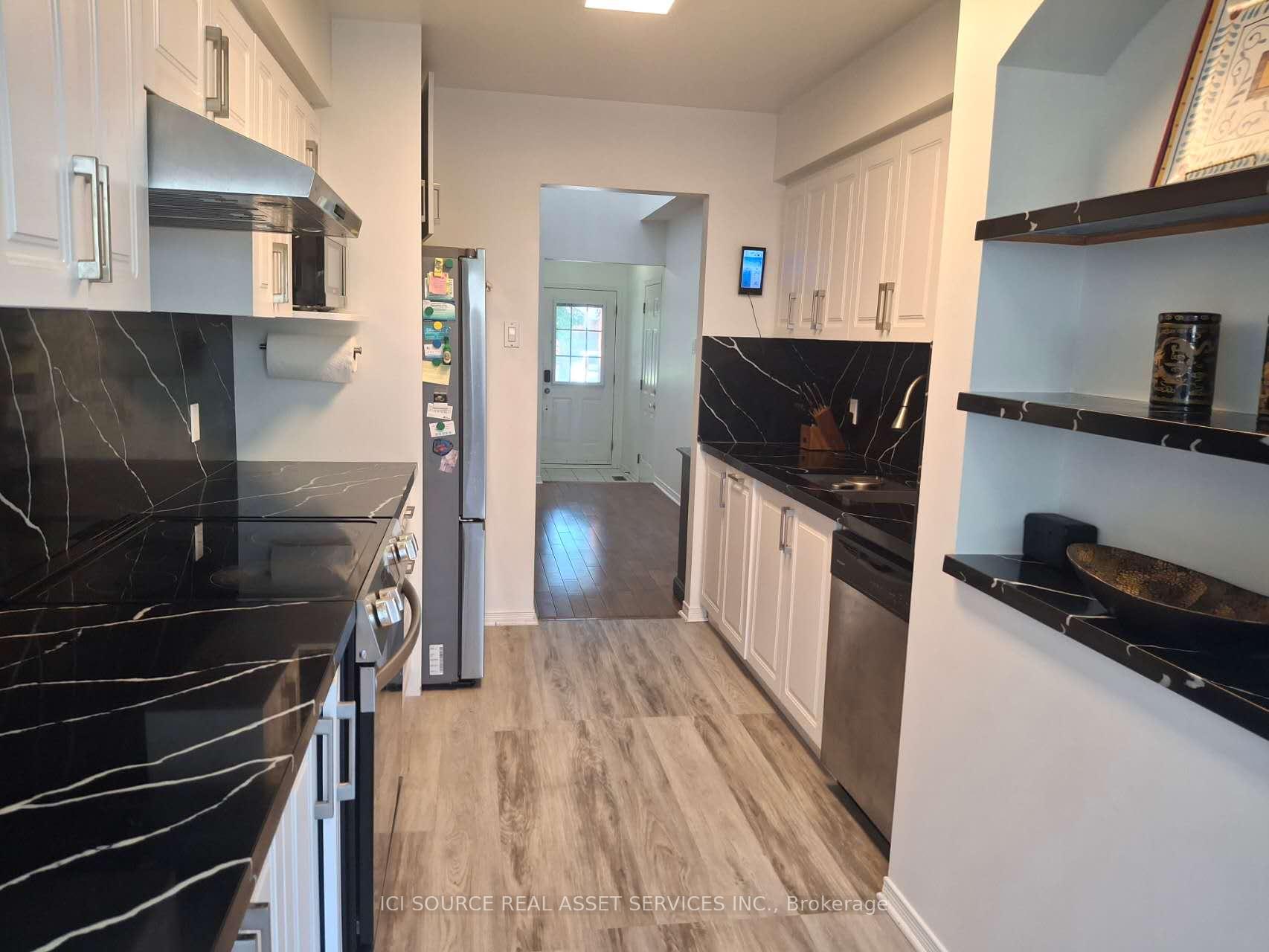 Photo 10 of 1655 Jobin Crescent, Ottawa, Carson Grove — HOMEH