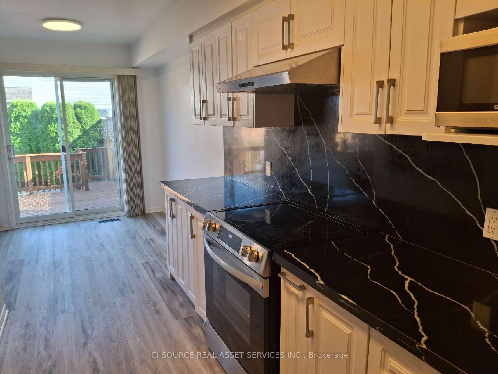 Photo 11 of 1655 Jobin Crescent, Ottawa, Carson Grove — HOMEH