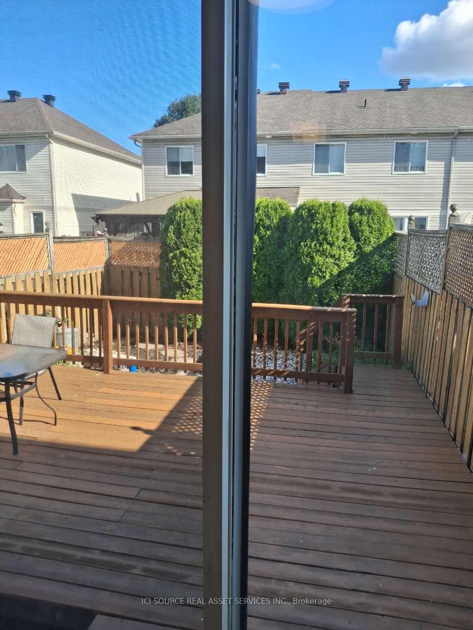 Photo 12 of 1655 Jobin Crescent, Ottawa, Carson Grove — HOMEH