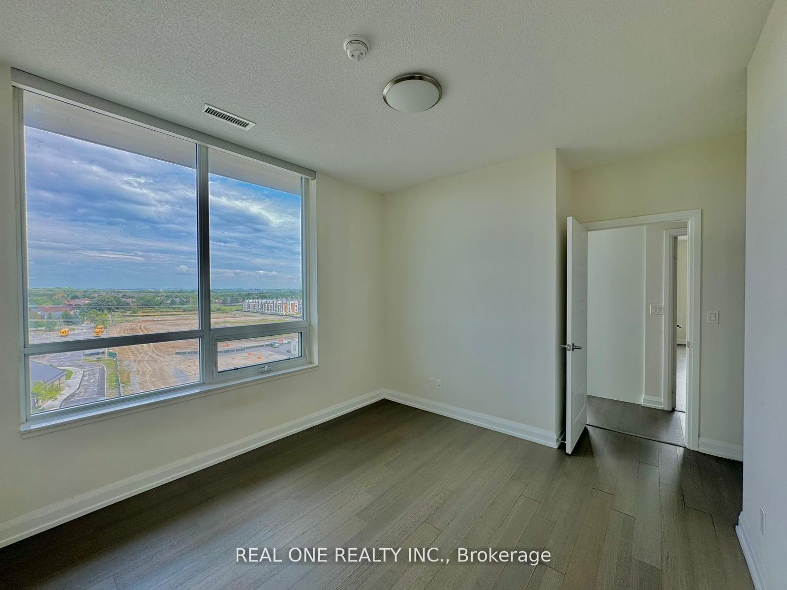 Photo 8 of Unit Rg22, 25 Water Walk Drive, Markham, Unionville — HOMEH