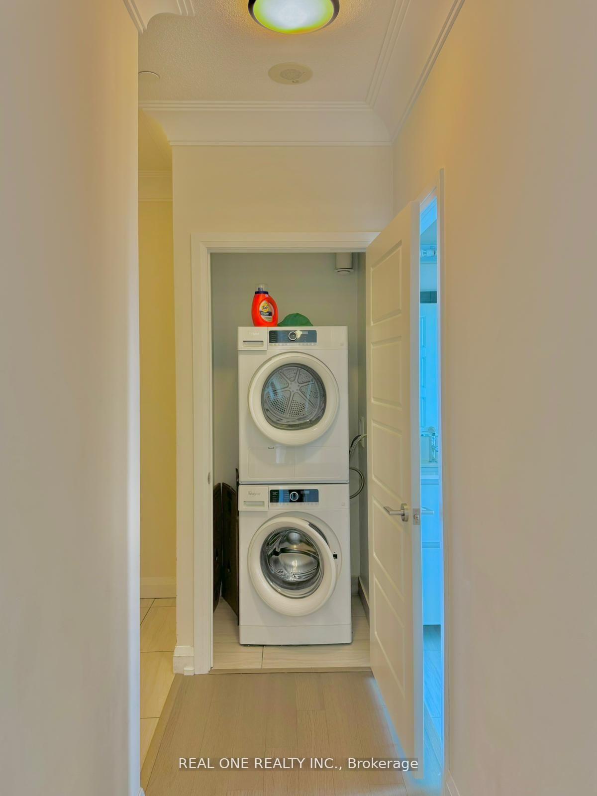 Photo 13 of Unit Rg22, 25 Water Walk Drive, Markham, Unionville — HOMEH