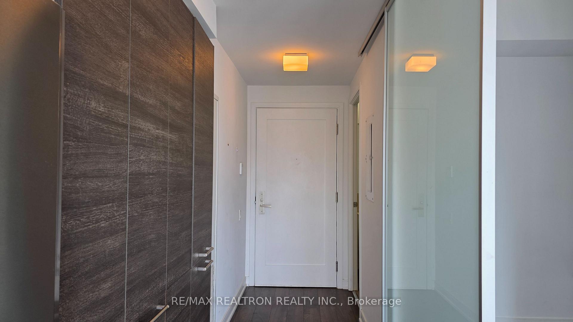 Photo 2 of Unit 1103, 28 Wellesley Street E, Toronto, Church-Yonge Corridor — HOMEH