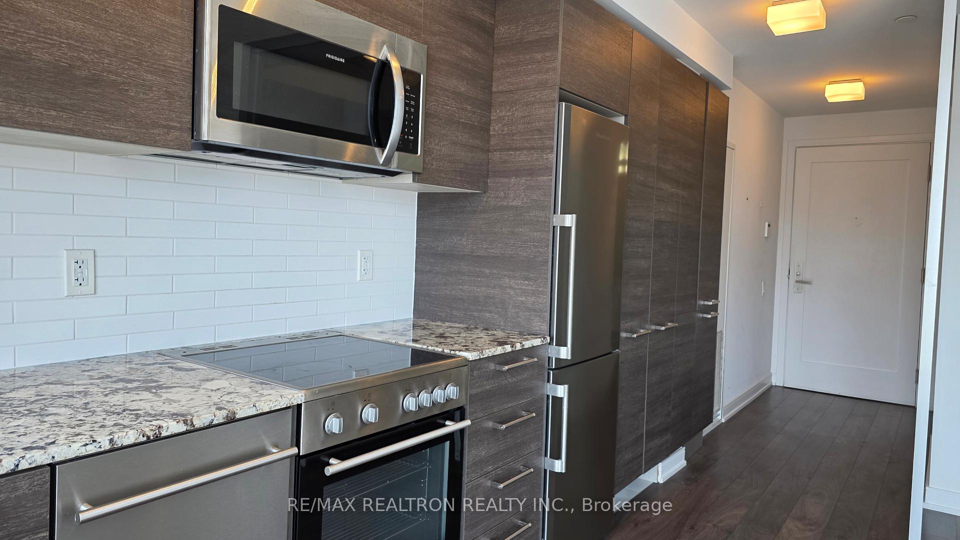Photo 8 of Unit 1103, 28 Wellesley Street E, Toronto, Church-Yonge Corridor — HOMEH