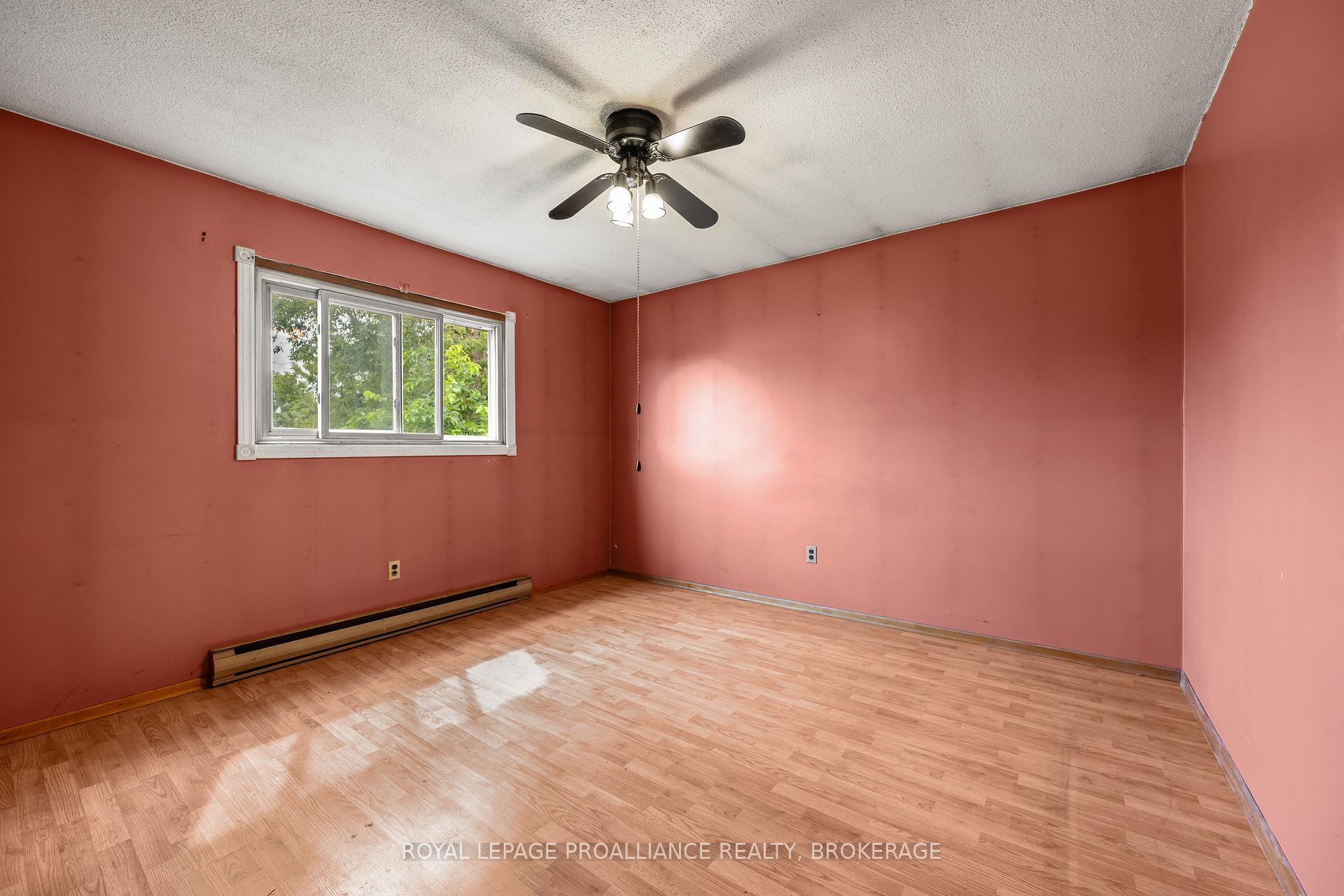 Photo 19 of 3298 Perth Road, South Frontenac, Frontenac South — HOMEH