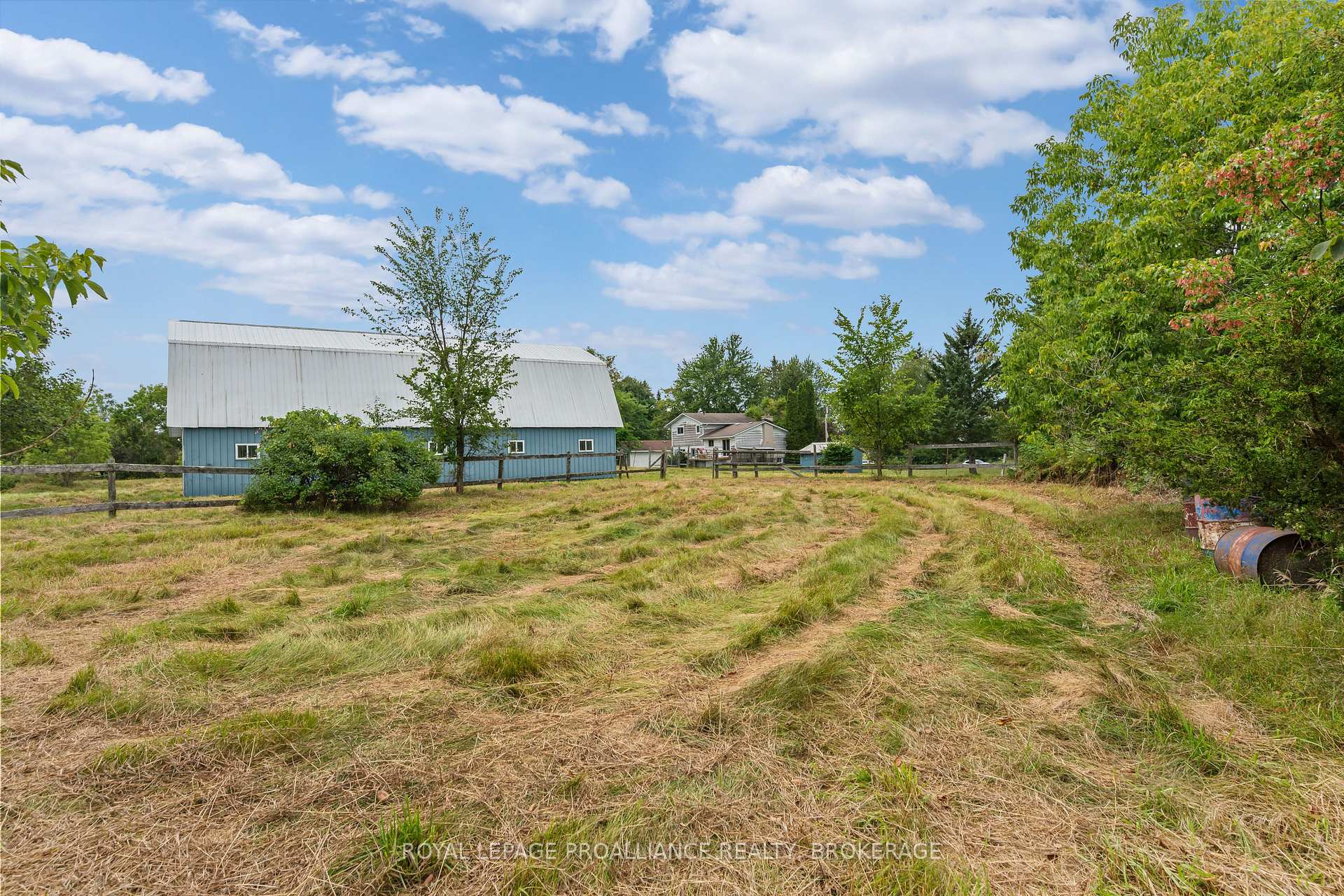 Photo 32 of 3298 Perth Road, South Frontenac, Frontenac South — HOMEH