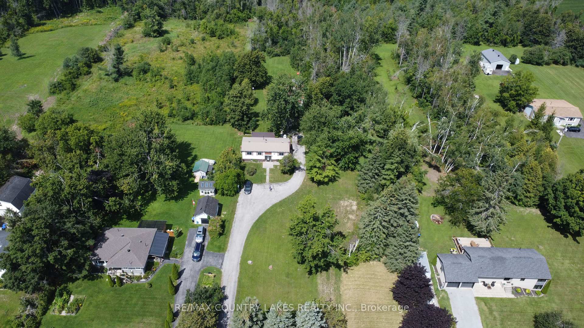 Photo 3 of 2548 Simcoe Road N, Ramara, Brechin — HOMEH