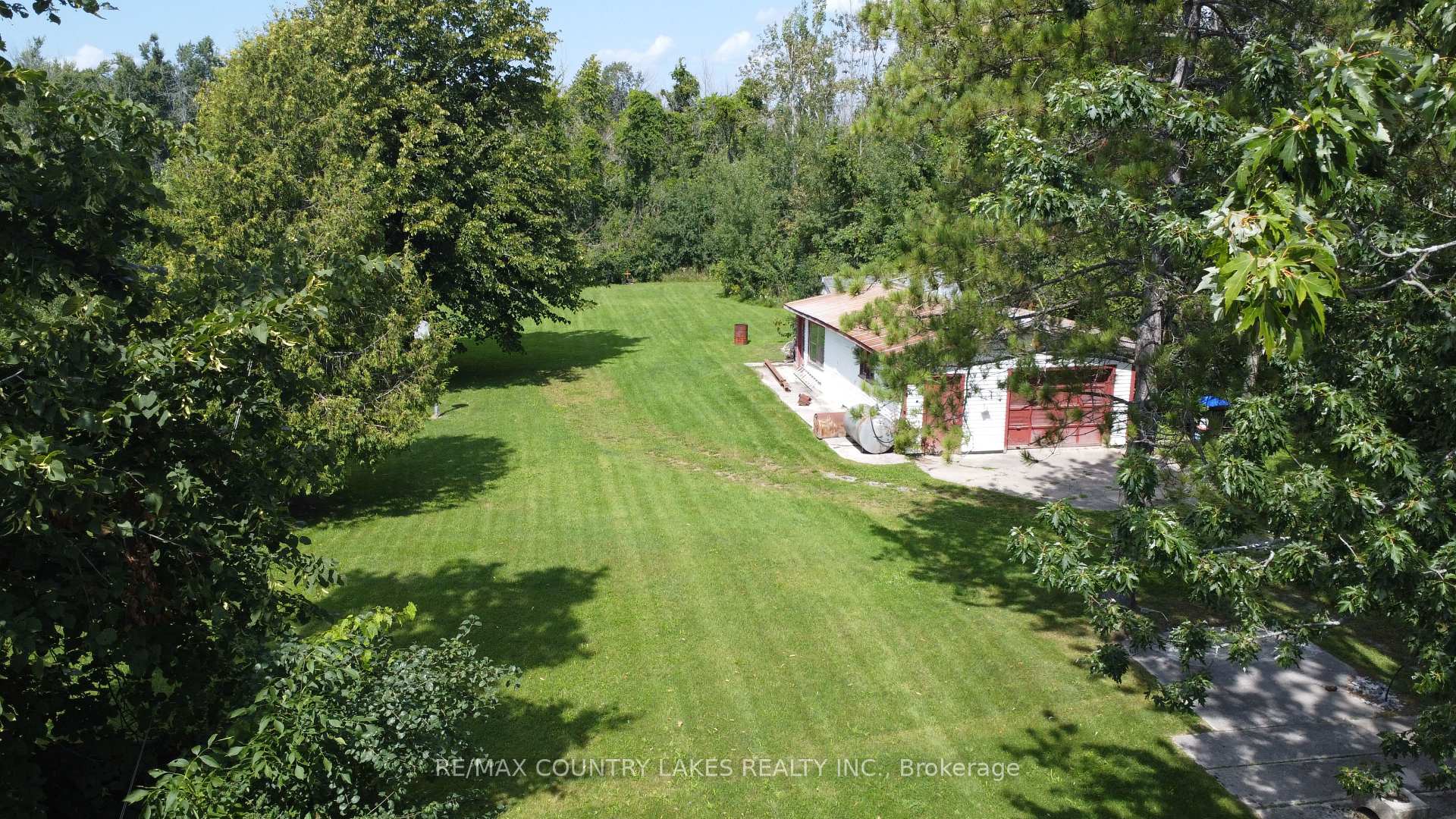 Photo 5 of 2548 Simcoe Road N, Ramara, Brechin — HOMEH