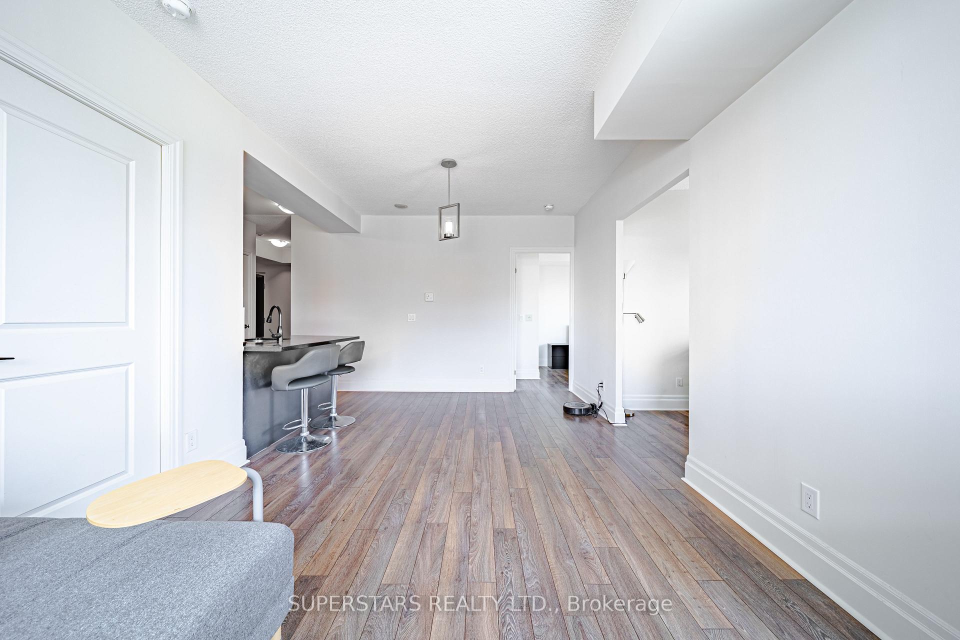 Photo 5 of Unit 809, 151 Upper Duke Crescent, Markham, Unionville — HOMEH