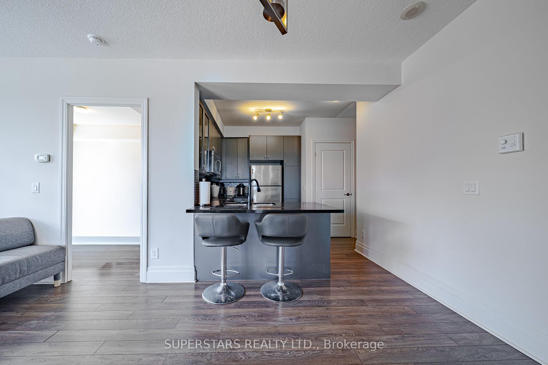 Photo 6 of Unit 809, 151 Upper Duke Crescent, Markham, Unionville — HOMEH