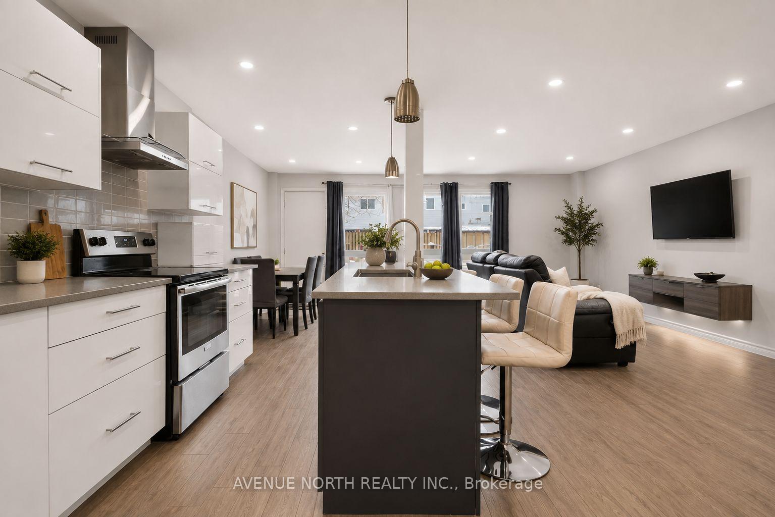 Photo 6 of Unit 40, 419 Armonia Private, Ottawa, Carson Meadows — HOMEH