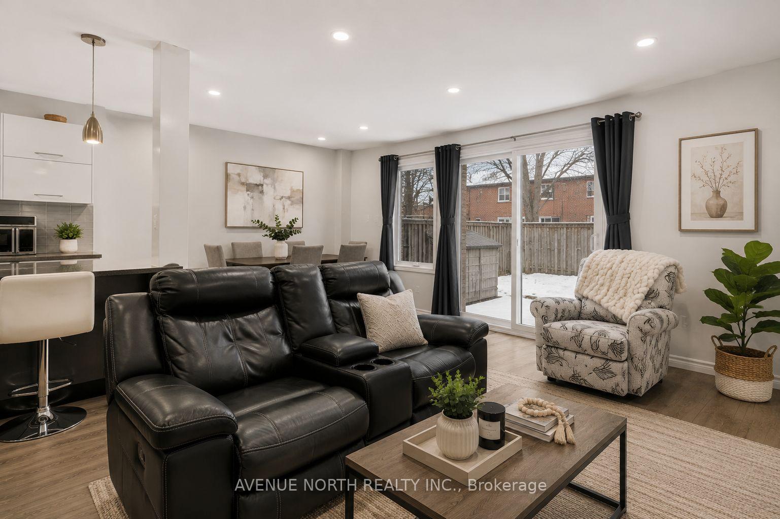 Photo 7 of Unit 40, 419 Armonia Private, Ottawa, Carson Meadows — HOMEH