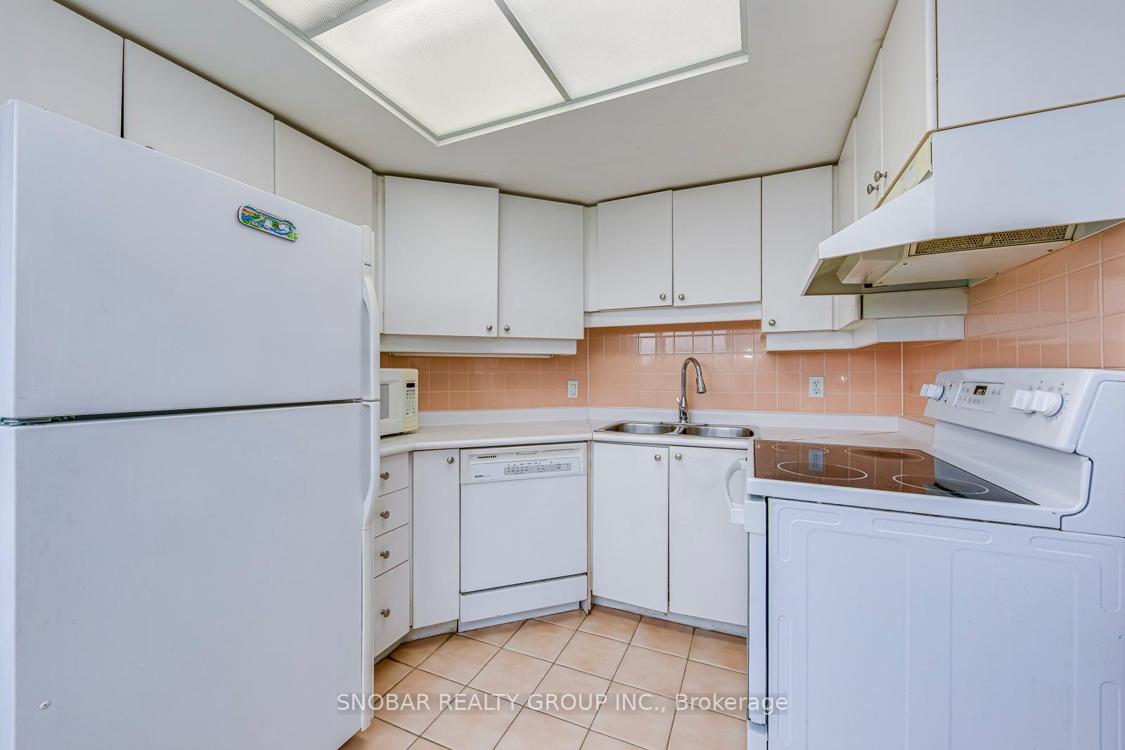 Photo 13 of Unit 206, 6 Humberline Drive, Etobicoke, West Humber-Clairville — HOMEH