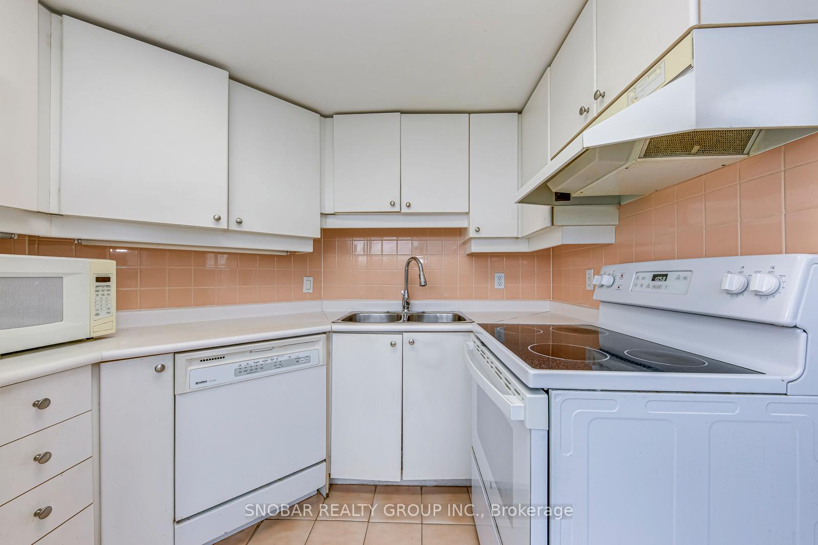 Photo 14 of Unit 206, 6 Humberline Drive, Etobicoke, West Humber-Clairville — HOMEH