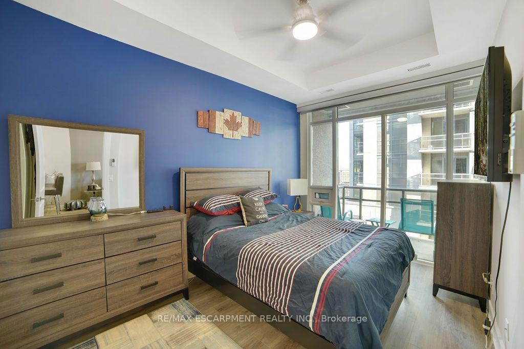 Photo 15 of Unit 810, 150 Main Street W, Hamilton, Central — HOMEH