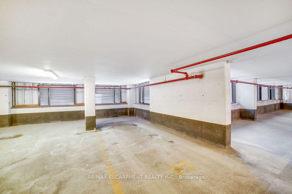Photo 22 of Unit 810, 150 Main Street W, Hamilton, Central — HOMEH