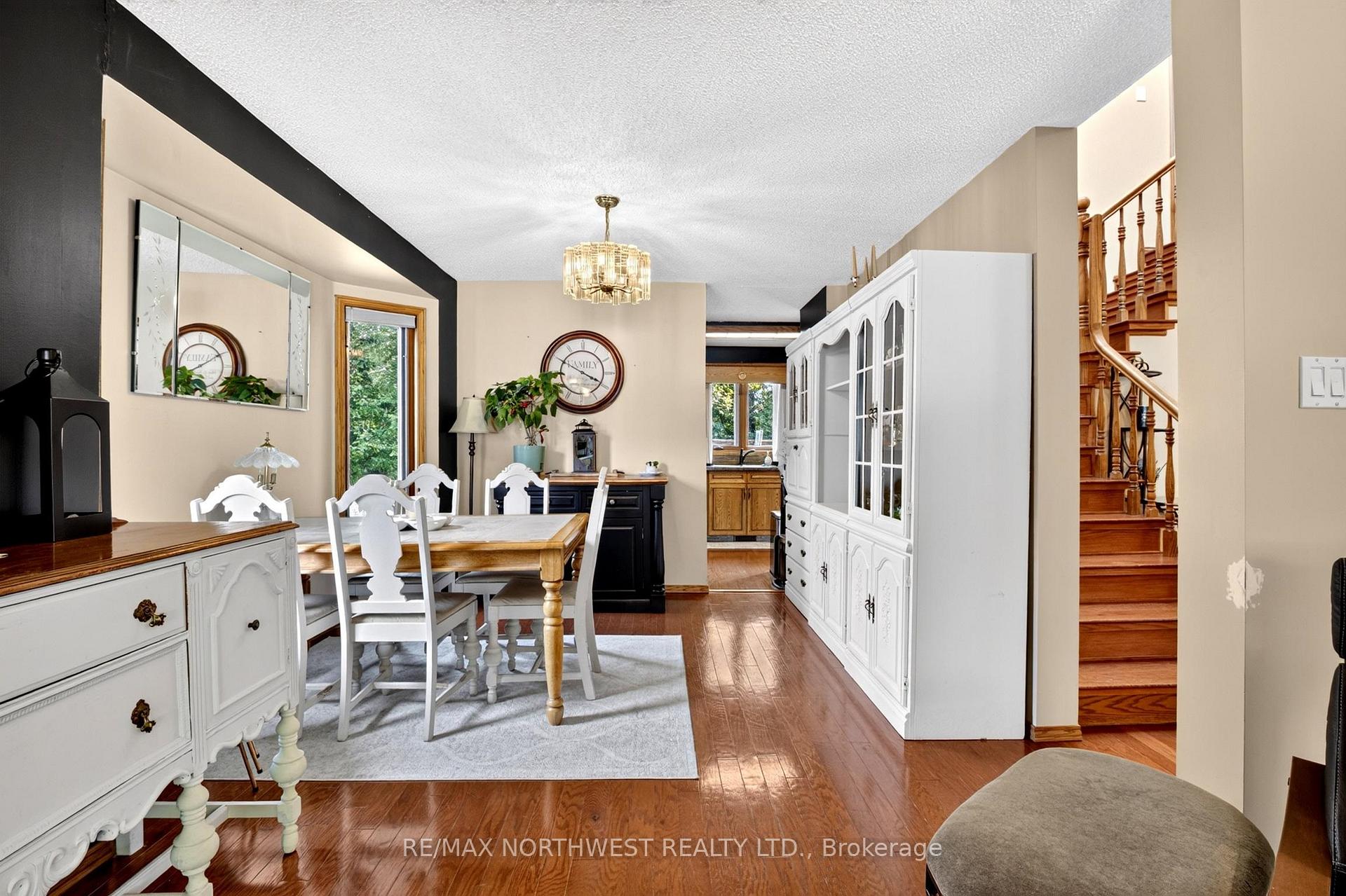 Photo 17 of 30 Sandstone Place, Kenora, Amethyst — HOMEH