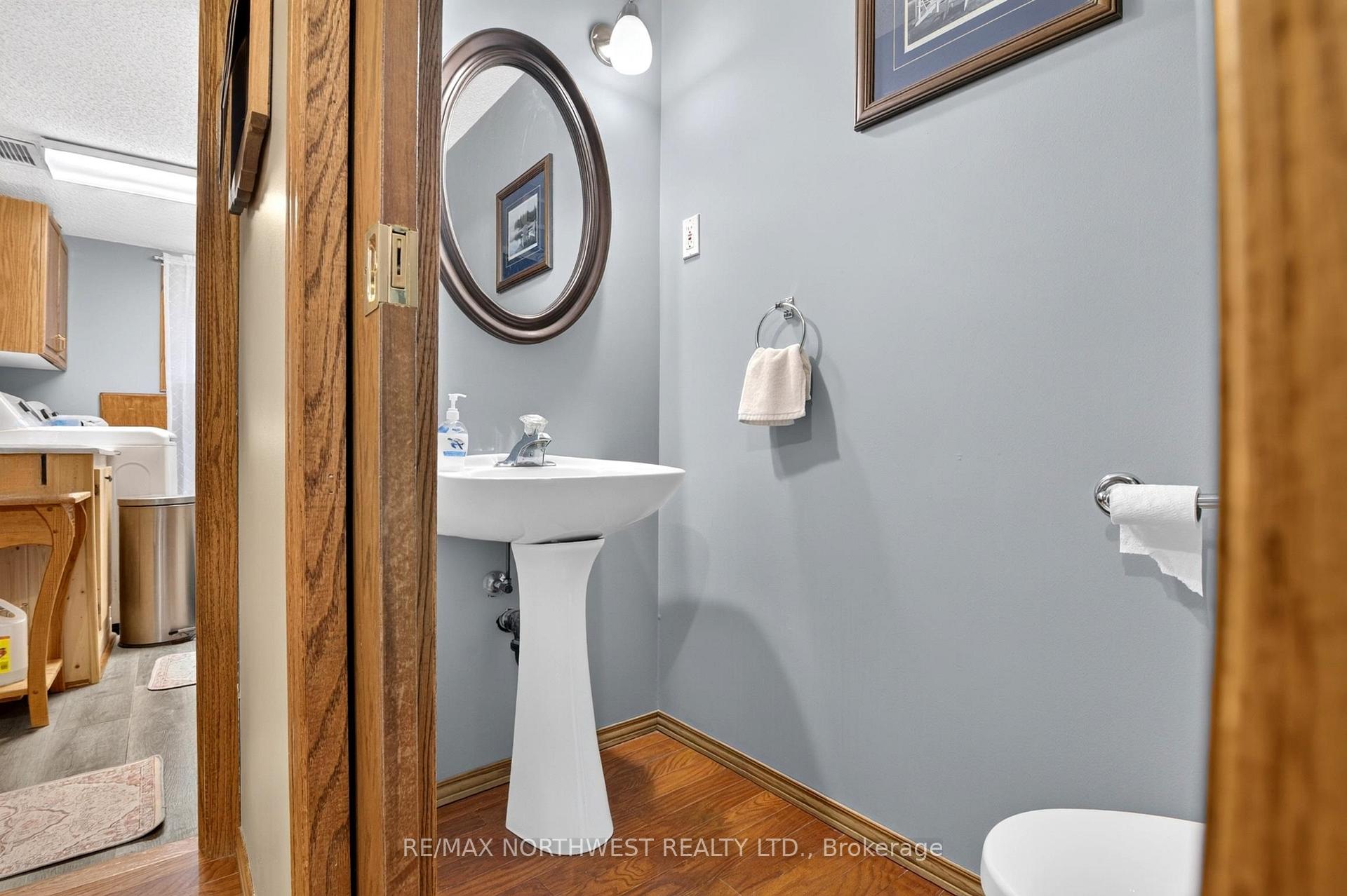 Photo 27 of 30 Sandstone Place, Kenora, Amethyst — HOMEH