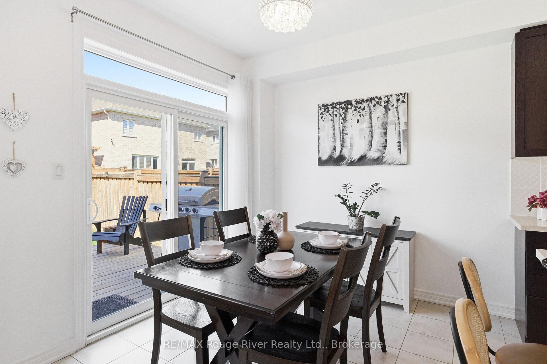 Photo 11 of 84 Fred Jackman Avenue, Clarington, Bowmanville — HOMEH