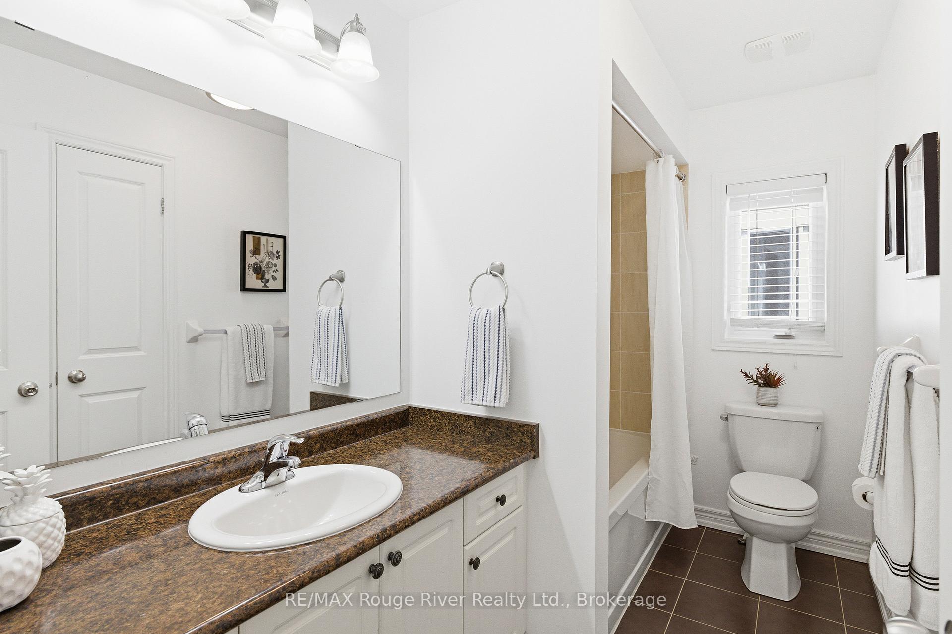 Photo 26 of 84 Fred Jackman Avenue, Clarington, Bowmanville — HOMEH
