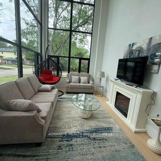 Photo 5 of 21 Shadbolt Court, Markham, Unionville — HOMEH