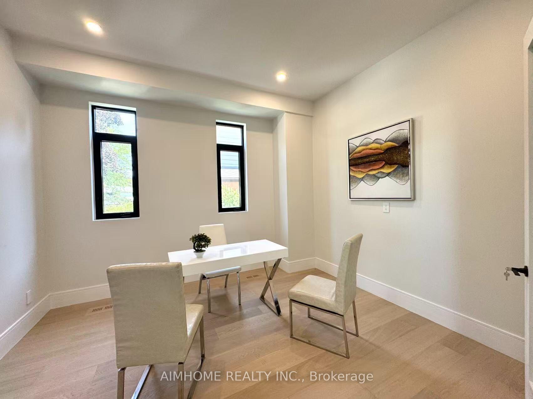 Photo 7 of 21 Shadbolt Court, Markham, Unionville — HOMEH