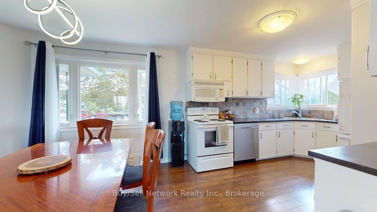 Photo 4 of 946 8th Line, Selwyn — HOMEH