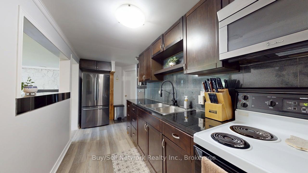 Photo 17 of 946 8th Line, Selwyn — HOMEH