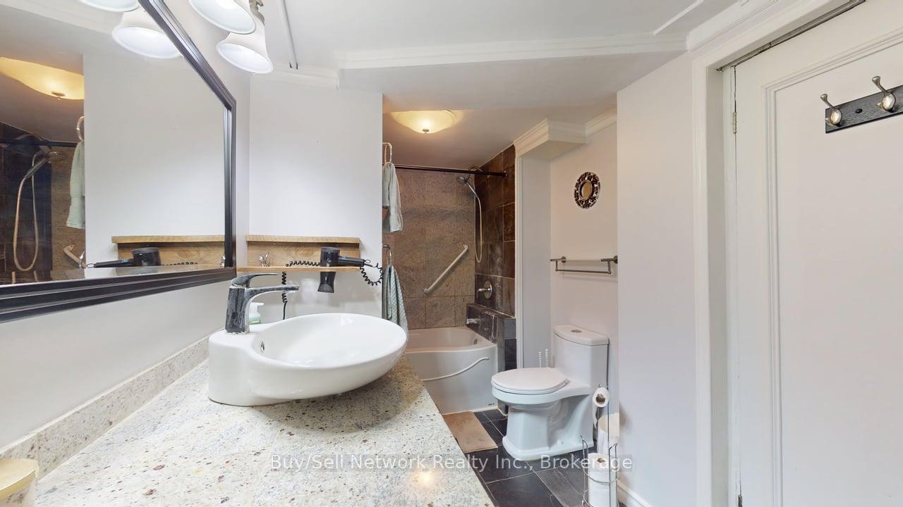 Photo 19 of 946 8th Line, Selwyn — HOMEH