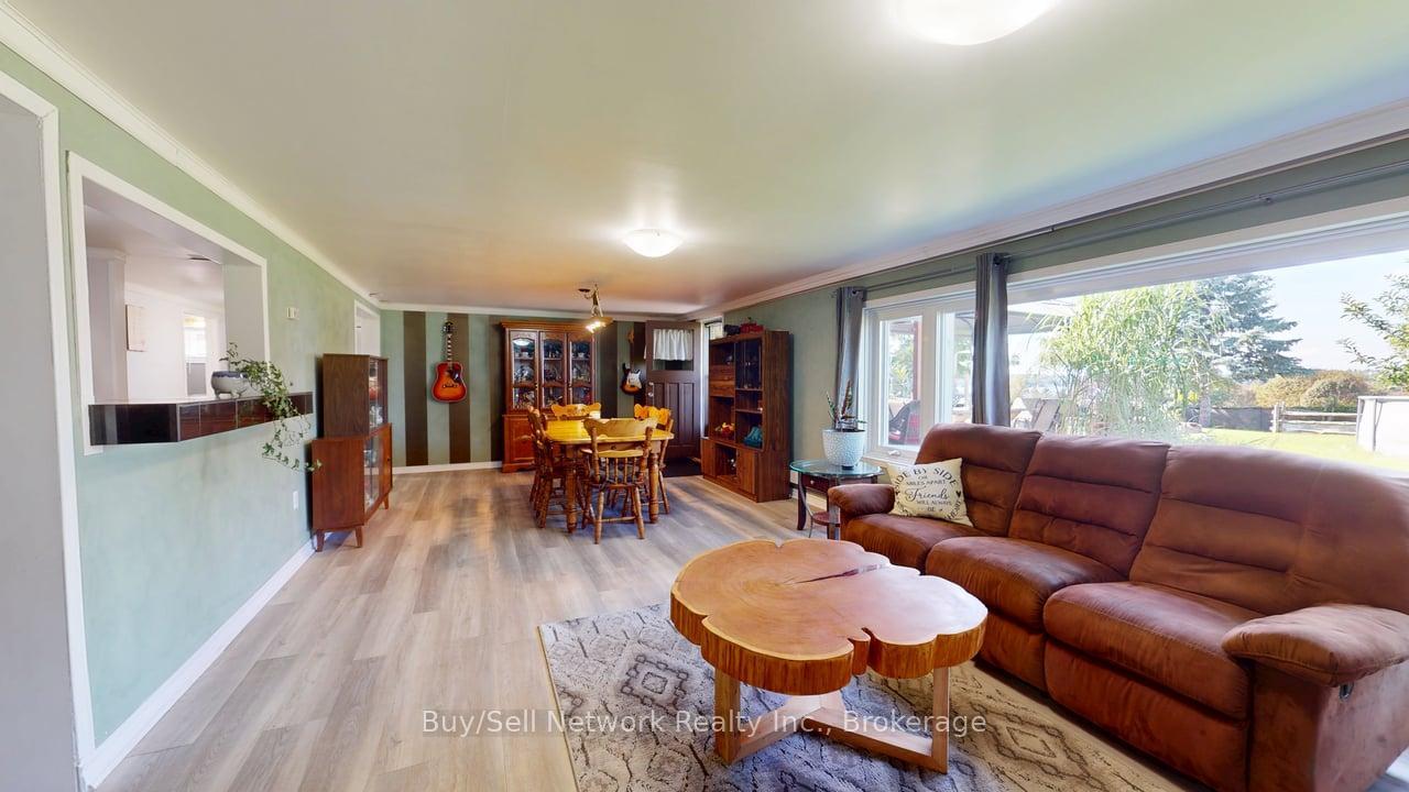 Photo 21 of 946 8th Line, Selwyn — HOMEH