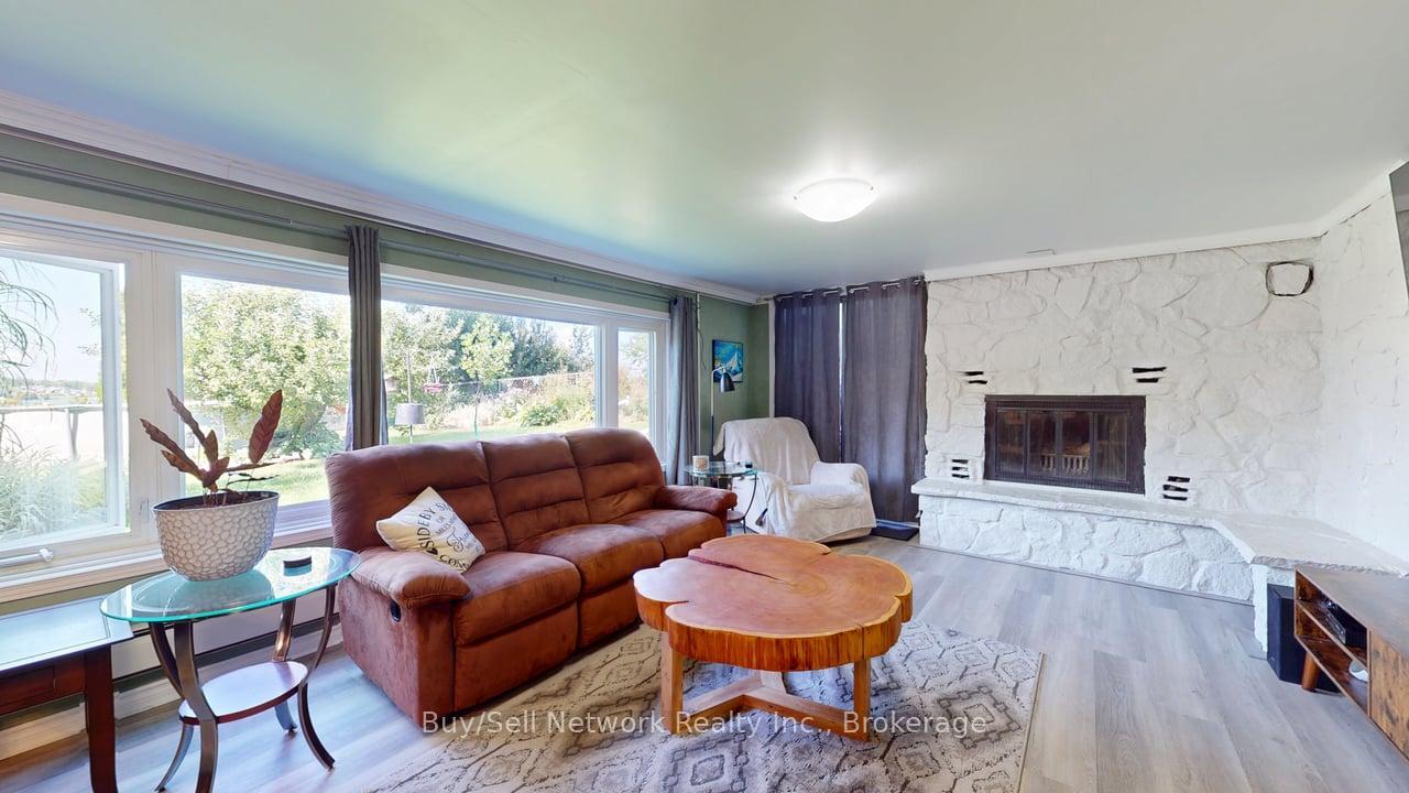 Photo 23 of 946 8th Line, Selwyn — HOMEH