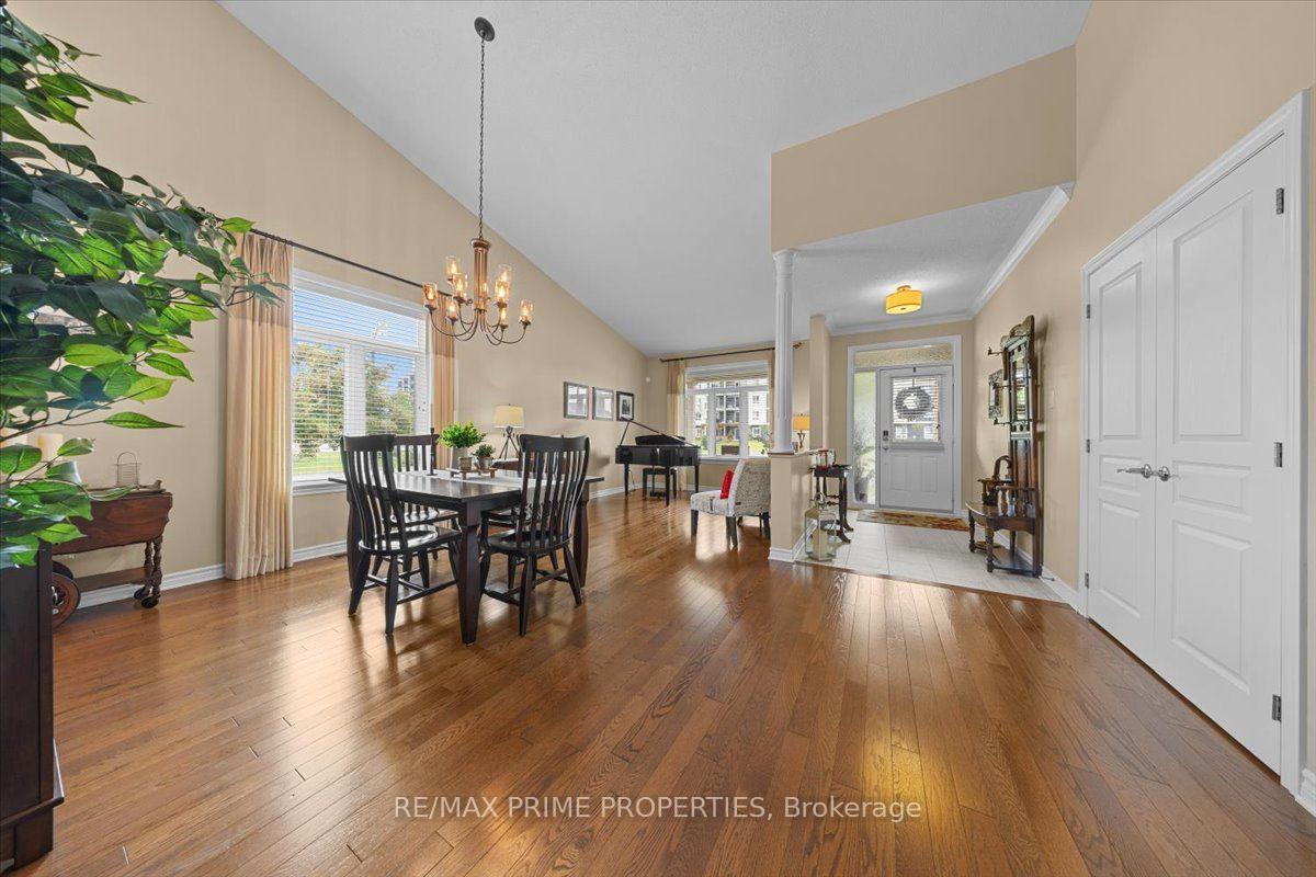 Photo 9 of 341 Bobolink Ridge, Ottawa, Kanata - Emerald Meadows/Trailwest — HOMEH