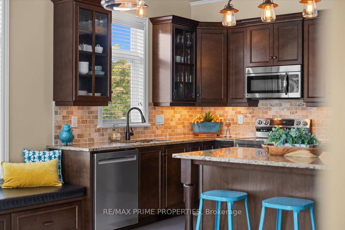 Photo 10 of 341 Bobolink Ridge, Ottawa, Kanata - Emerald Meadows/Trailwest — HOMEH