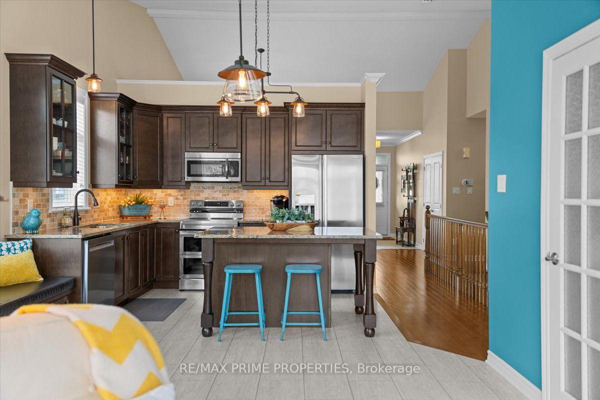 Photo 20 of 341 Bobolink Ridge, Ottawa, Kanata - Emerald Meadows/Trailwest — HOMEH