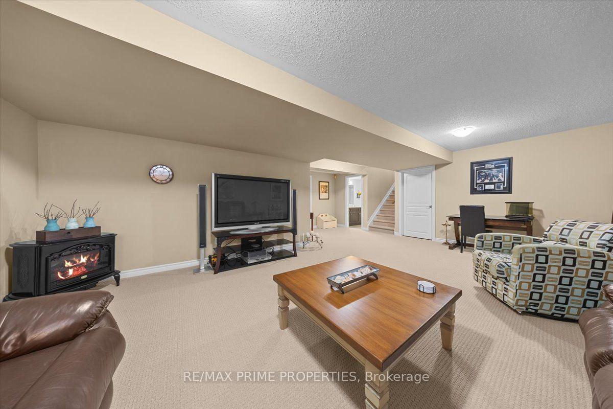 Photo 40 of 341 Bobolink Ridge, Ottawa, Kanata - Emerald Meadows/Trailwest — HOMEH