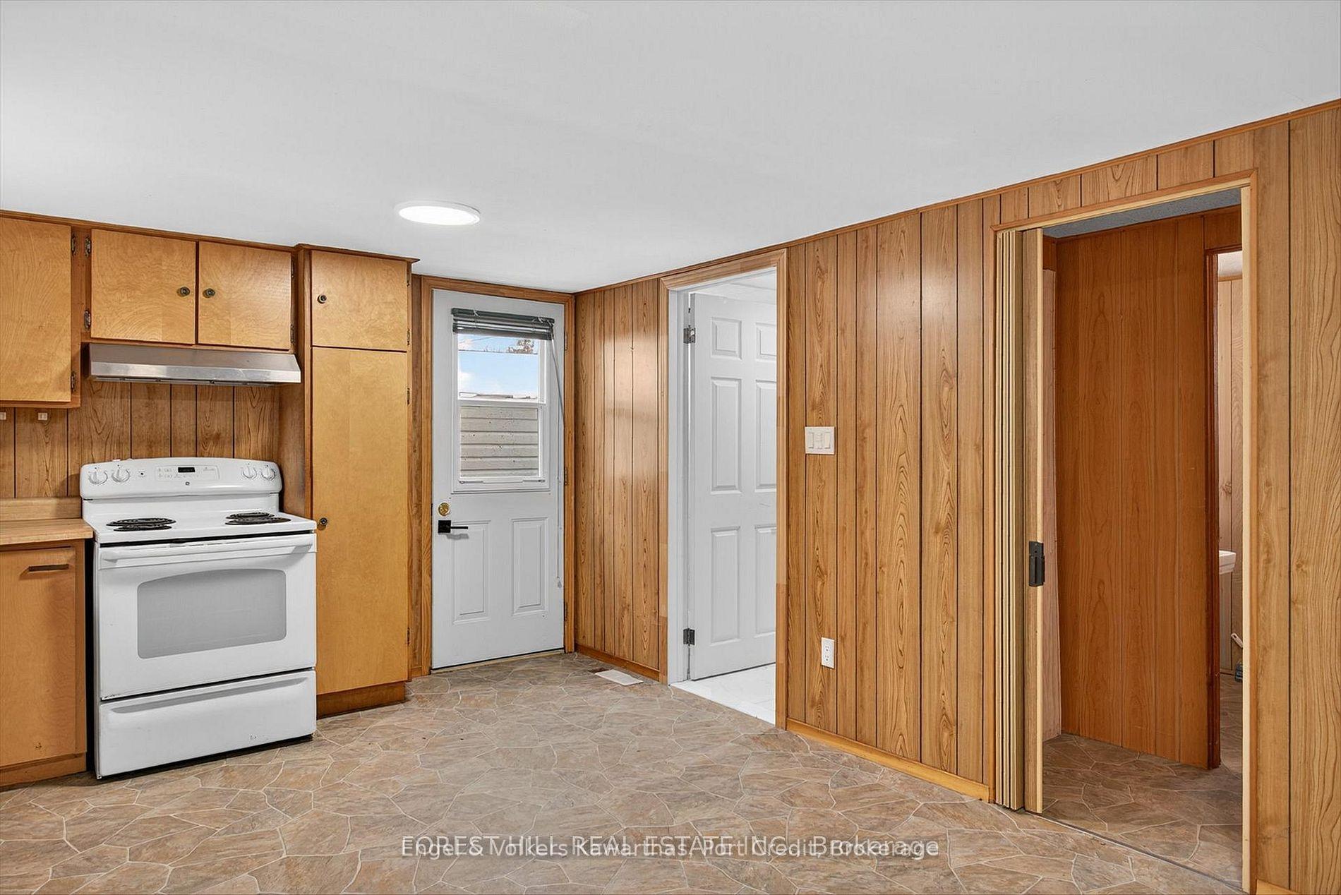 Photo 4 of 69 Blythe Shore Road, Kawartha Lakes, Fenelon Falls — HOMEH