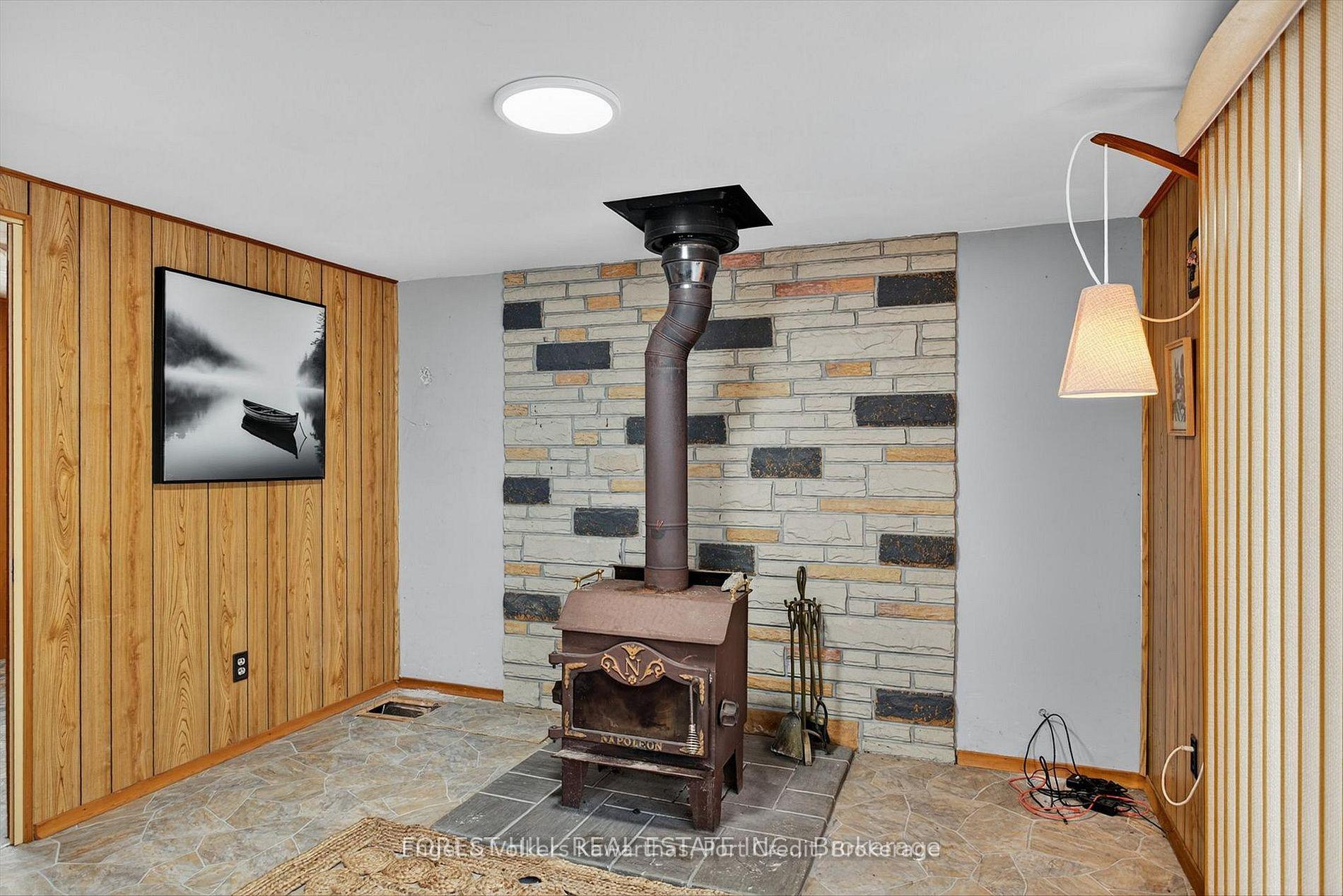 Photo 11 of 69 Blythe Shore Road, Kawartha Lakes, Fenelon Falls — HOMEH
