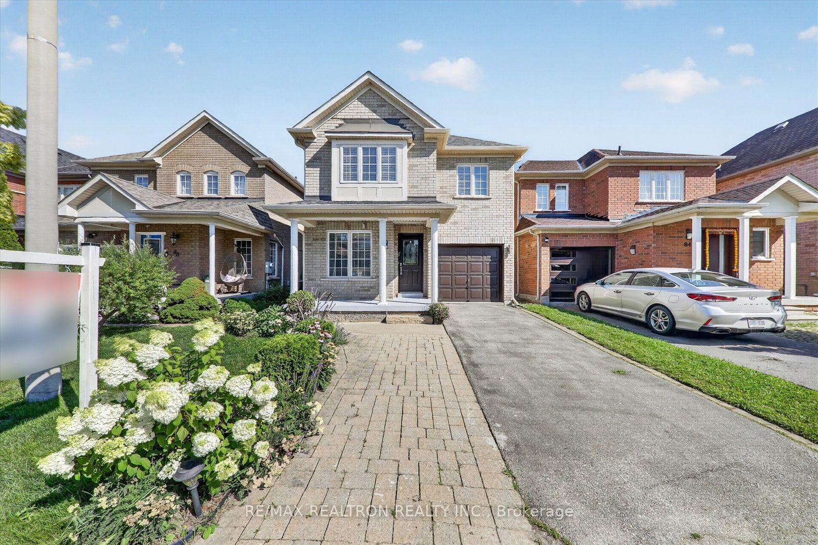 Photo 2 of 86 Tideland Drive, Brampton, Fletcher's Meadow — HOMEH