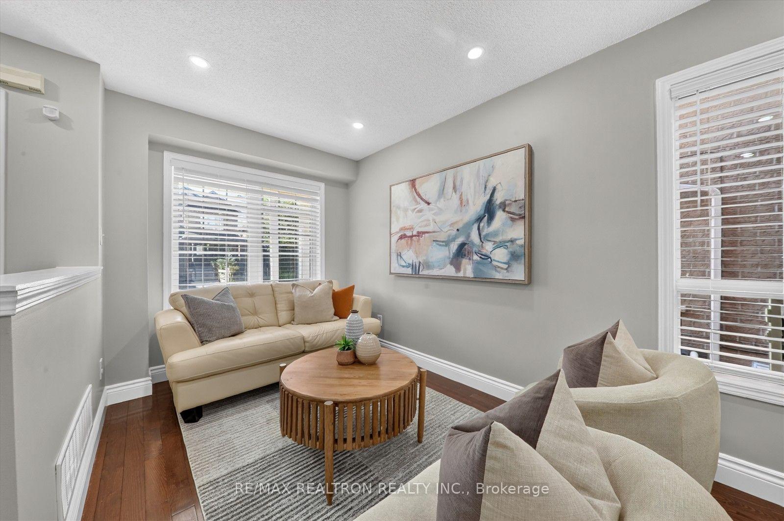 Photo 8 of 86 Tideland Drive, Brampton, Fletcher's Meadow — HOMEH