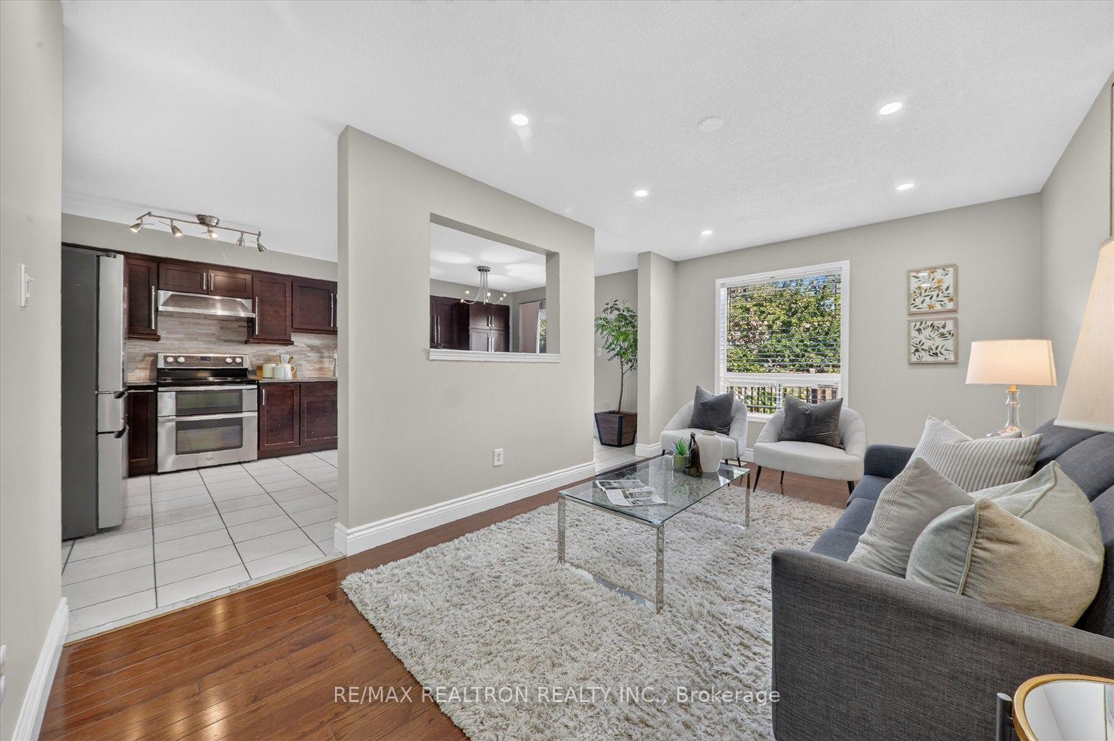Photo 16 of 86 Tideland Drive, Brampton, Fletcher's Meadow — HOMEH