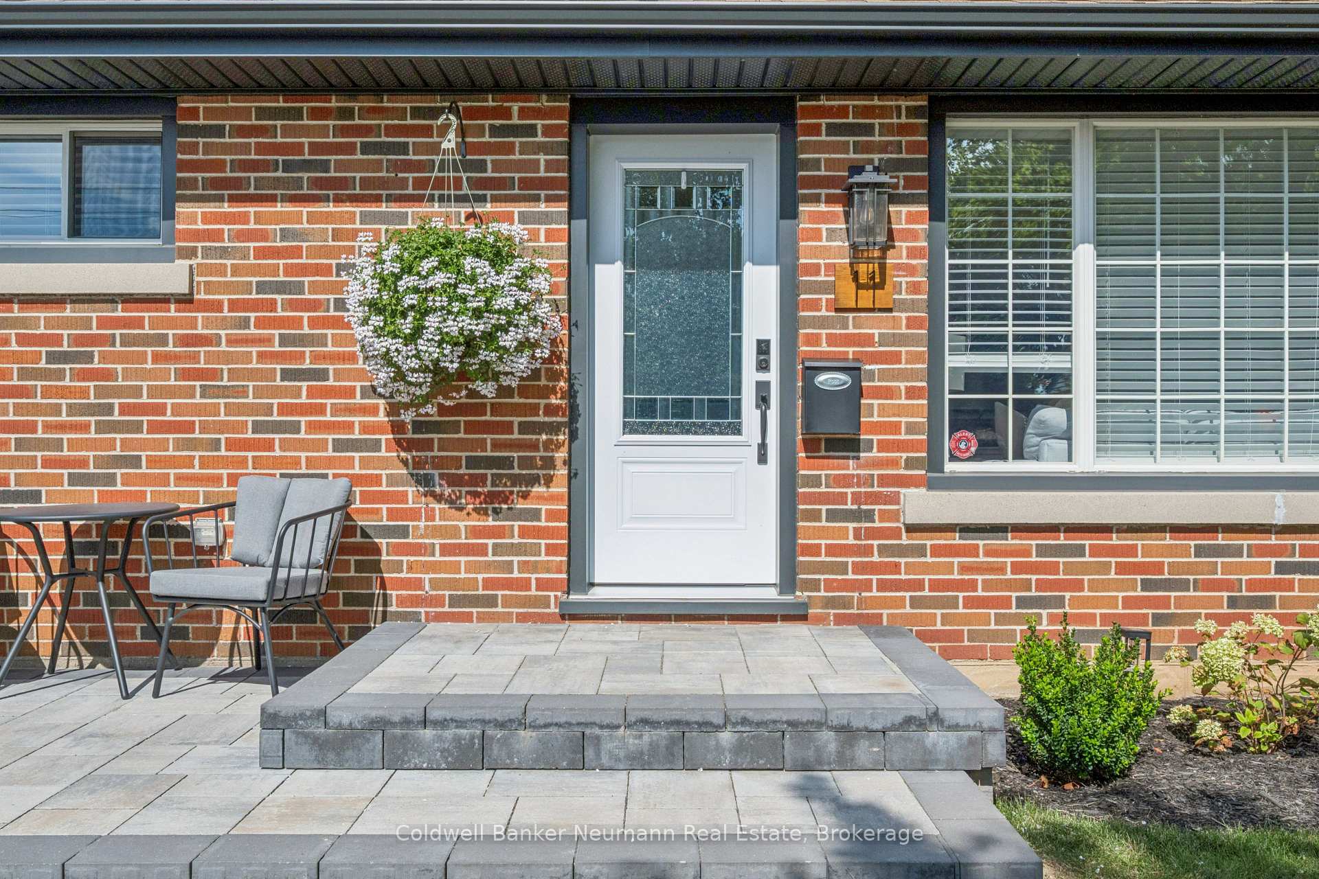 Photo 5 of 11 Western Avenue, Guelph, Junction/Onward Willow — HOMEH