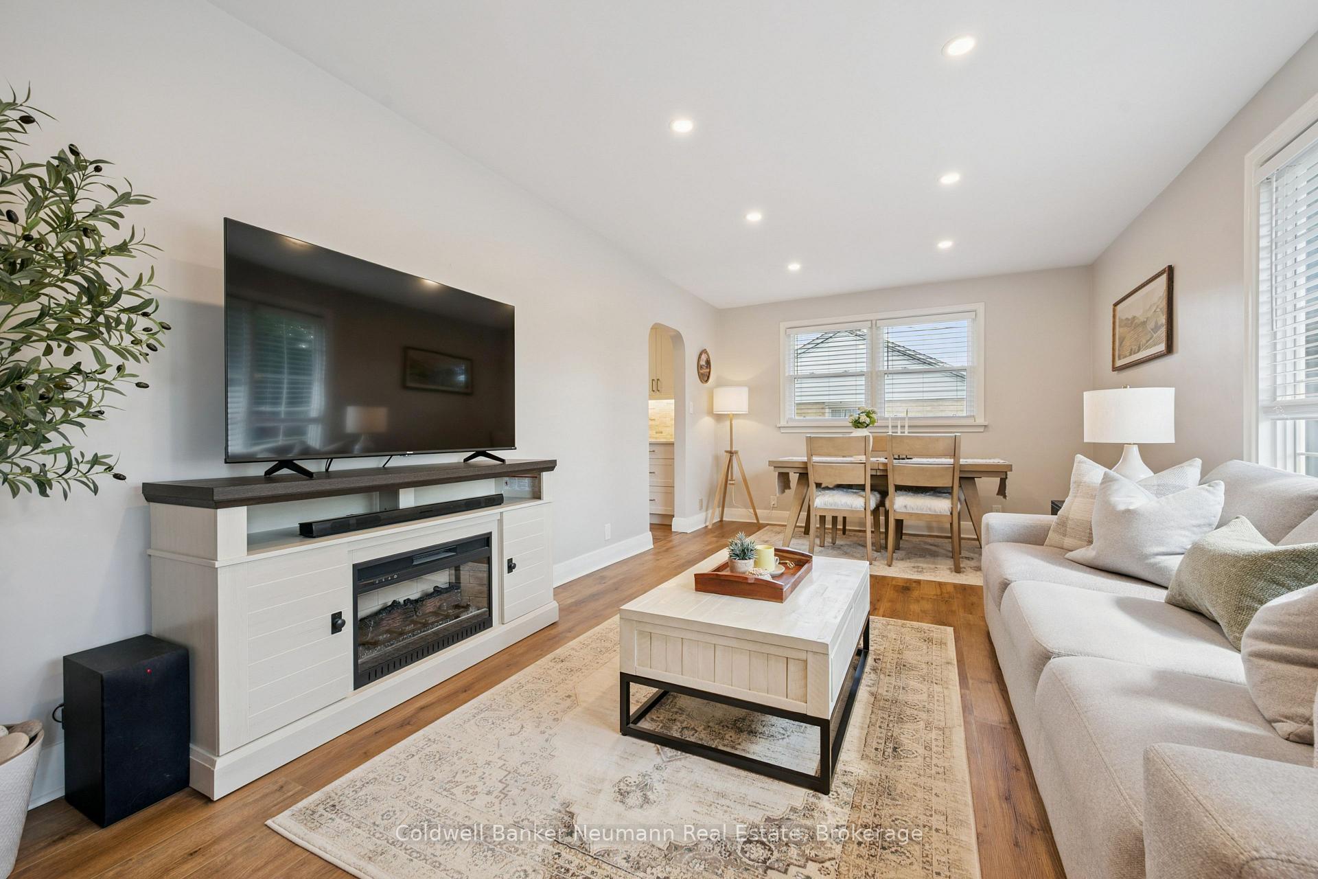 Photo 13 of 11 Western Avenue, Guelph, Junction/Onward Willow — HOMEH