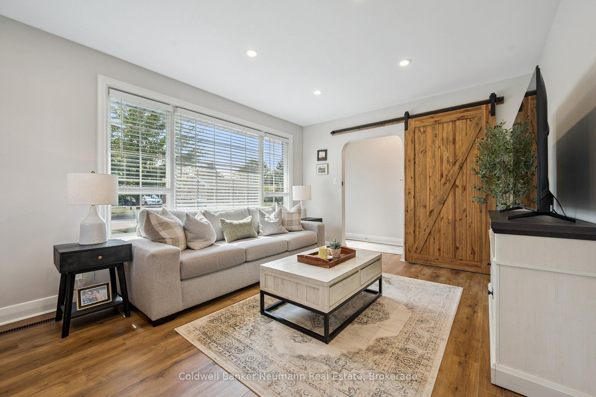 Photo 15 of 11 Western Avenue, Guelph, Junction/Onward Willow — HOMEH