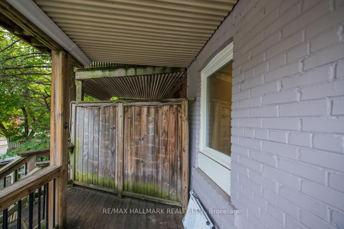 Photo 10 of Unit Main, 233 Kingston Road, Toronto, The Beaches — HOMEH