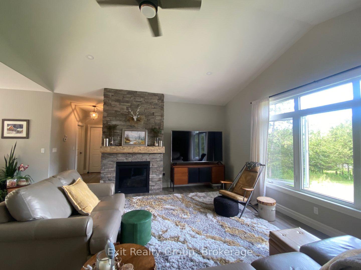 Photo 8 of 342 Cooke Armstrong Road, Quinte West, Sidney Ward — HOMEH