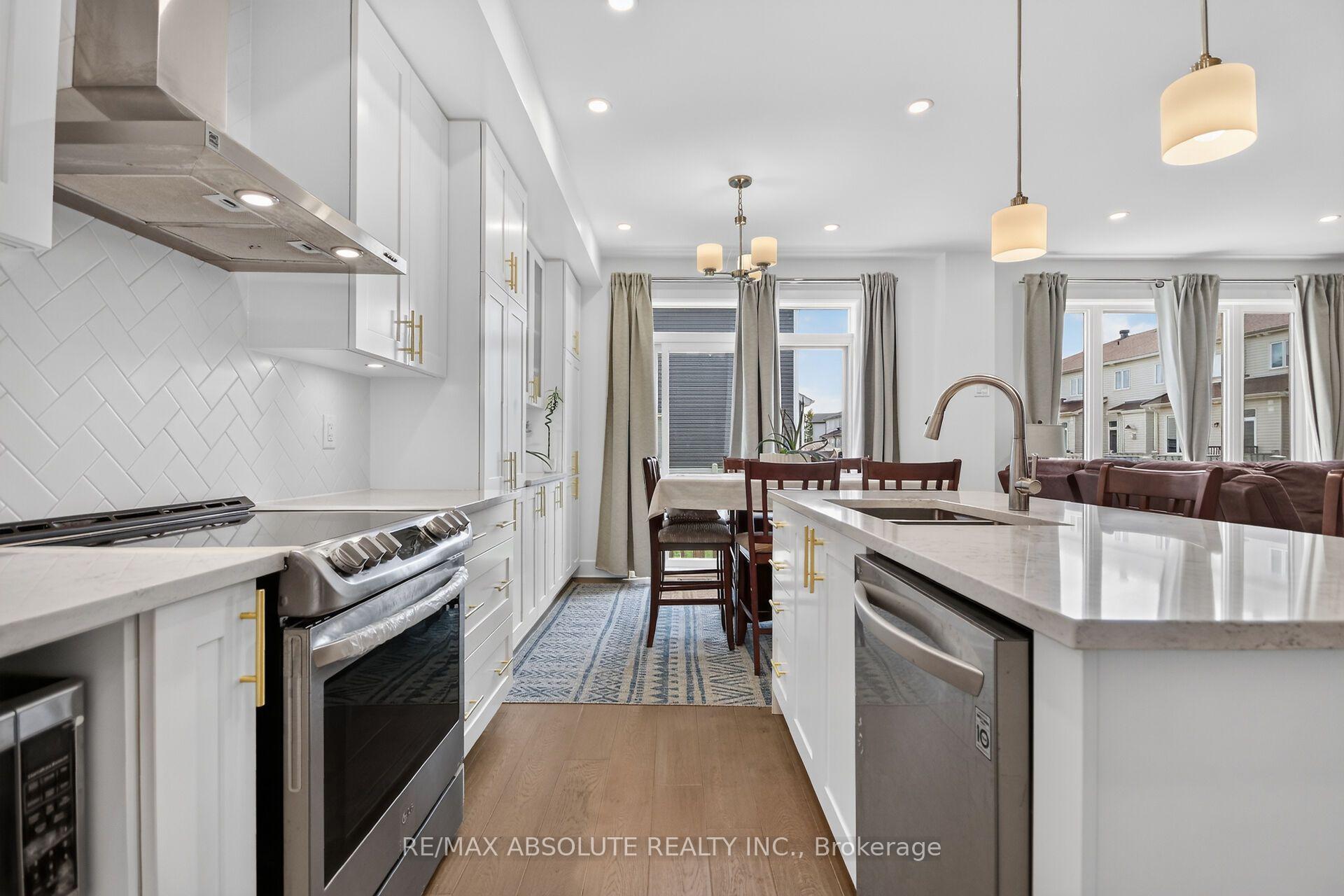 Photo 15 of 674 Parade Drive, Ottawa, Stittsville (South) — HOMEH