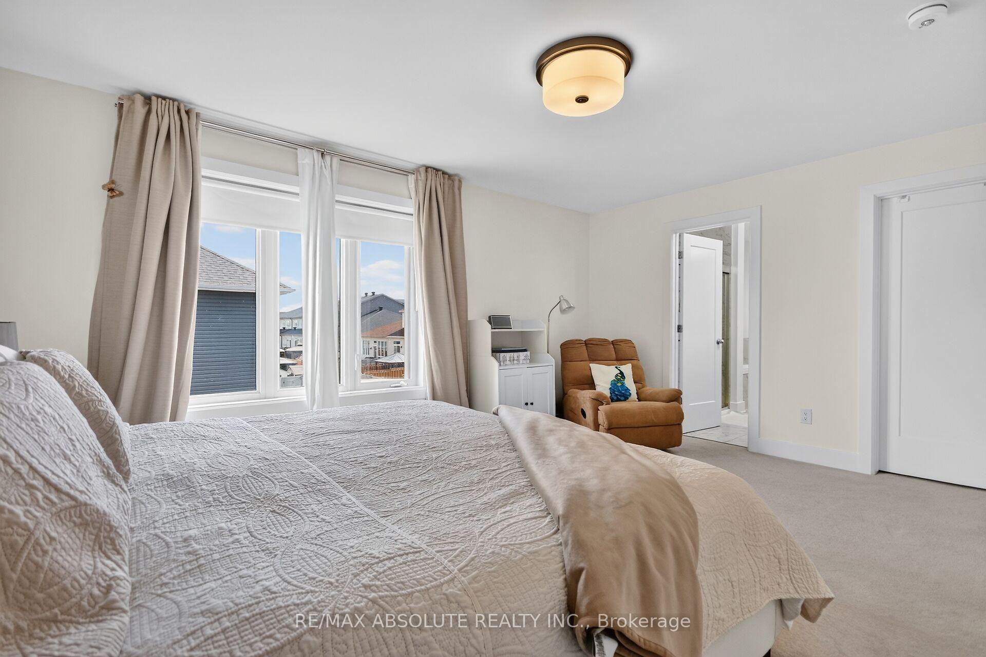 Photo 23 of 674 Parade Drive, Ottawa, Stittsville (South) — HOMEH