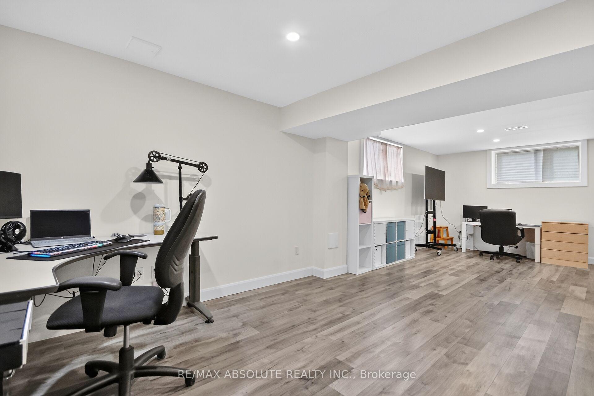 Photo 32 of 674 Parade Drive, Ottawa, Stittsville (South) — HOMEH