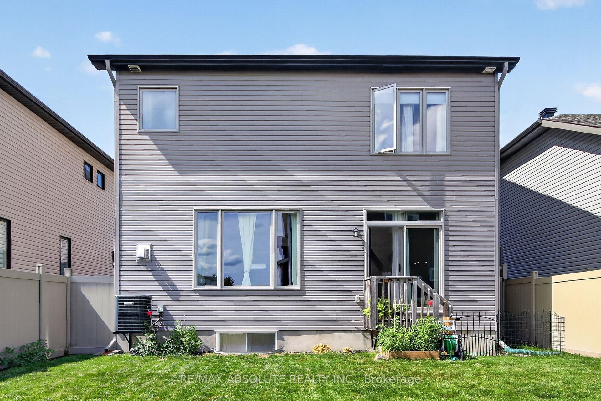 Photo 35 of 674 Parade Drive, Ottawa, Stittsville (South) — HOMEH