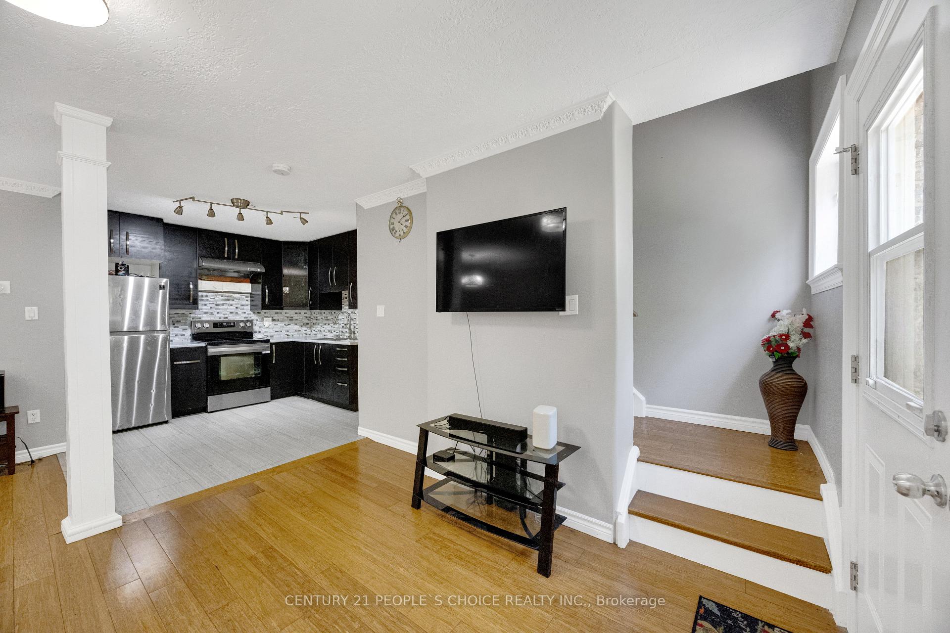 Photo 9 of 307 Clyde Road, Cambridge, Alison — HOMEH